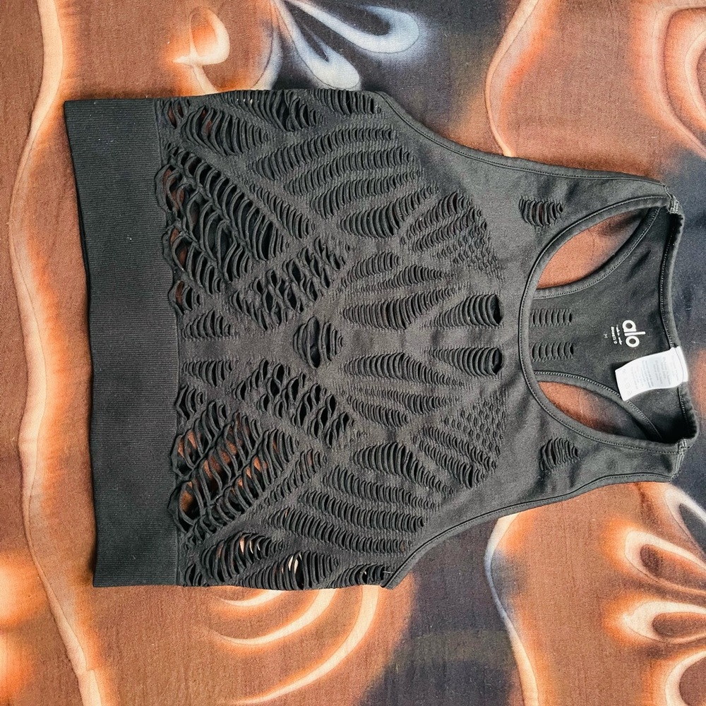 Alo yoga top